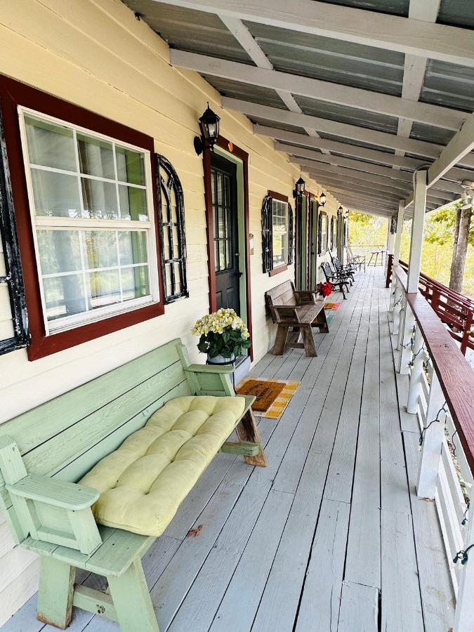 Acorn Hideaways Canton Unwind At Green Gables Suite For Up To 3 Екстер'єр фото